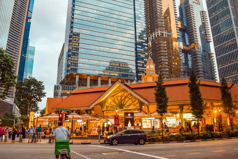 Shopping & Leisure