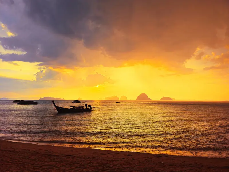 Day 04 – Phuket to Krabi Transfer