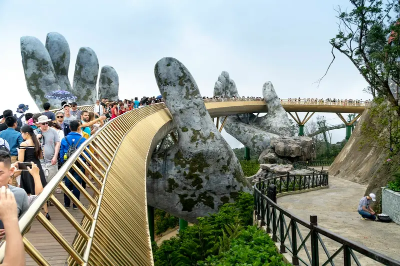 Golden Bridge Ba Na Hills