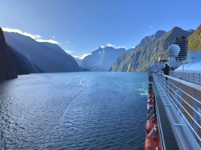 Day 09 – Milford Sound Cruise