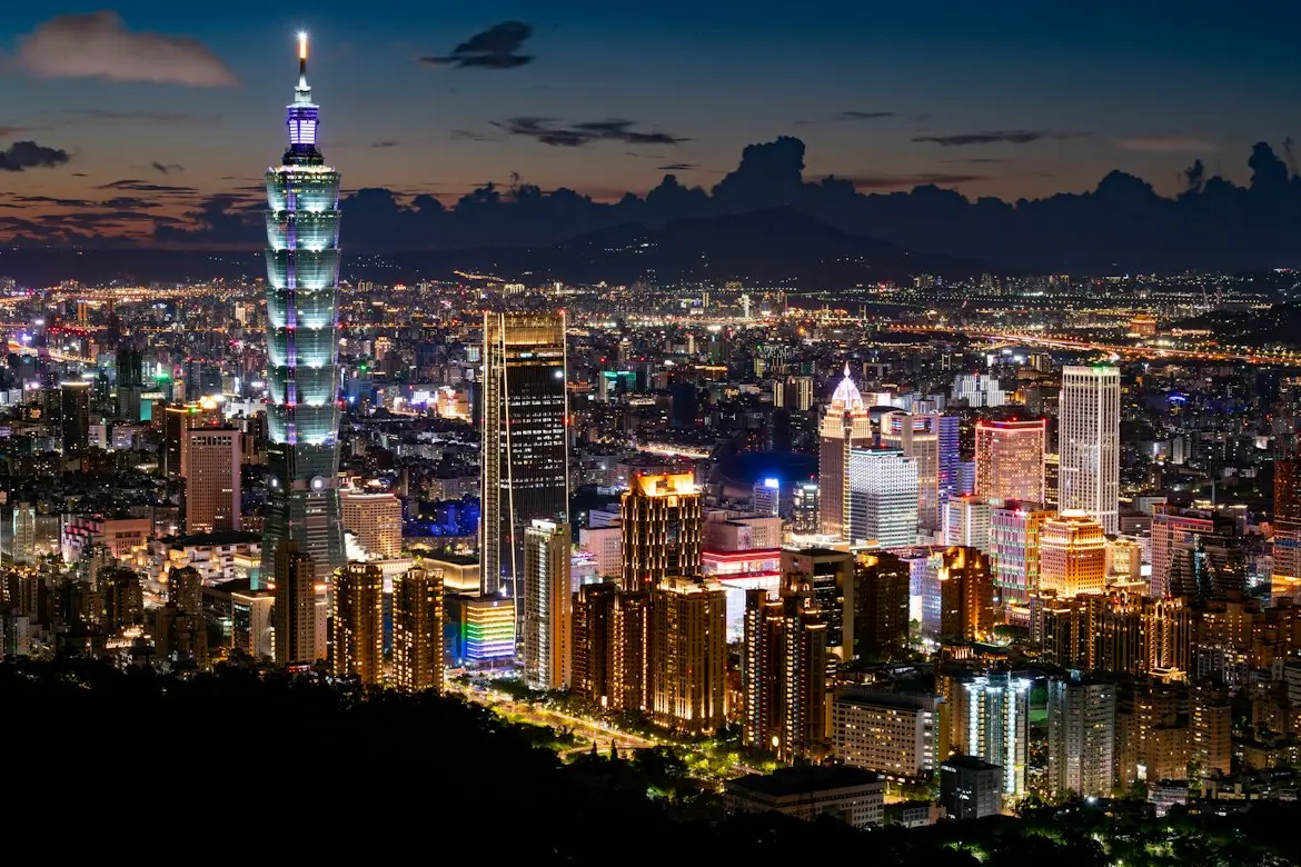 Taiwan Explorer: North to South Island Journey