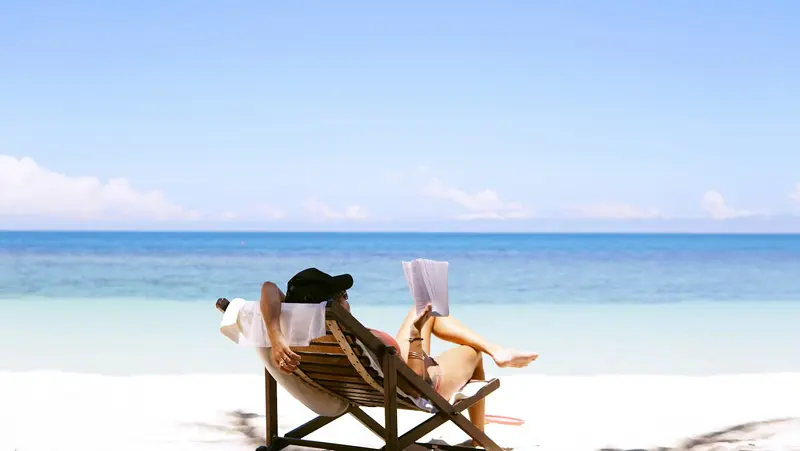 Relaxed Beach Days