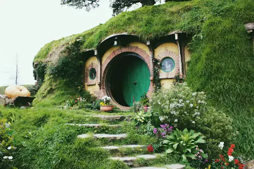 Hobbiton Movie Set